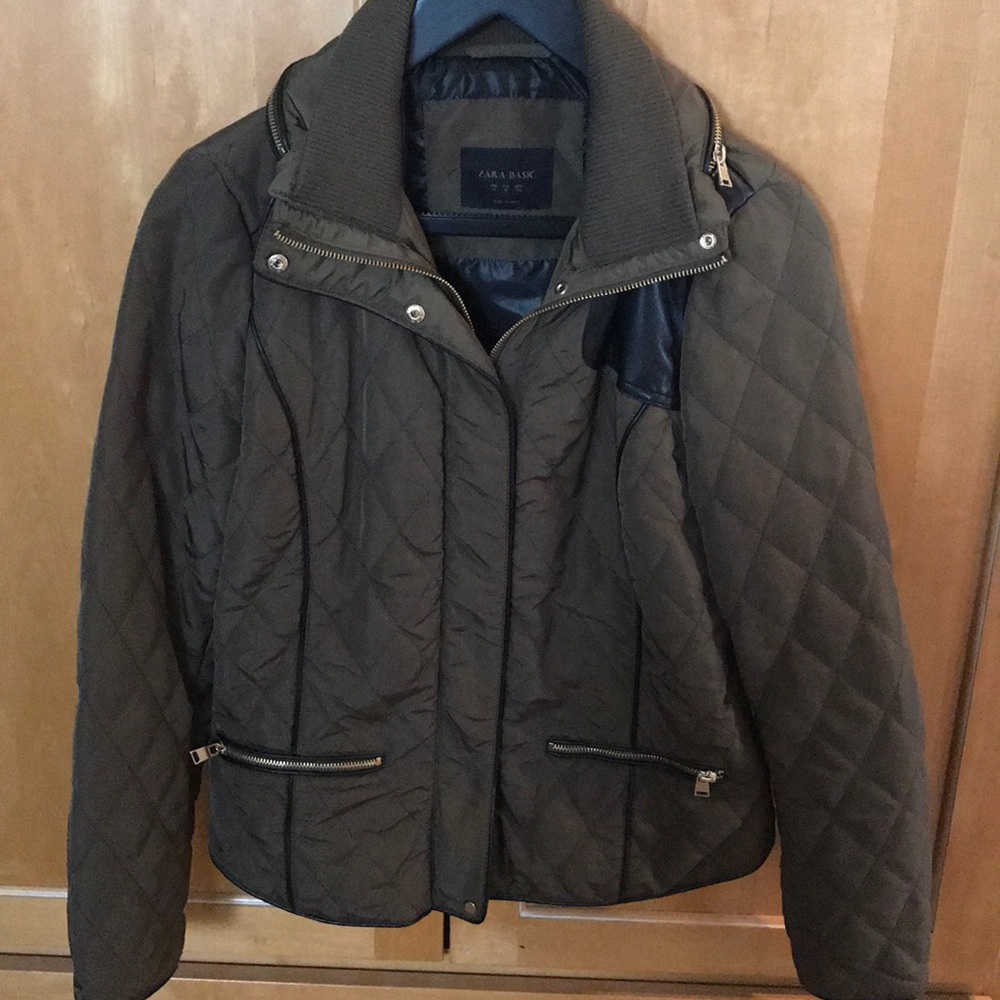 Zara Basic hunter green hunter style coat